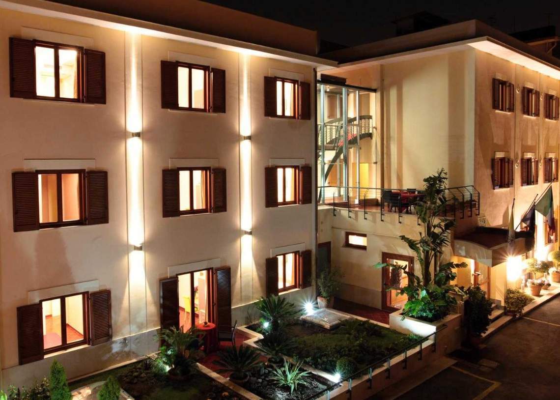 Hotel Diana Πομπηία Εξωτερικό φωτογραφία